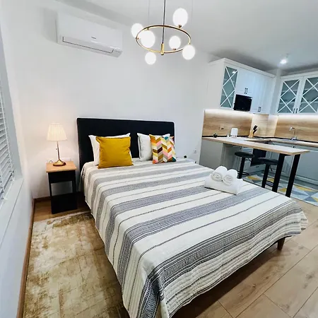 Cozy Corner Briz וארנה