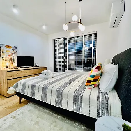 Cozy Corner Briz דירה